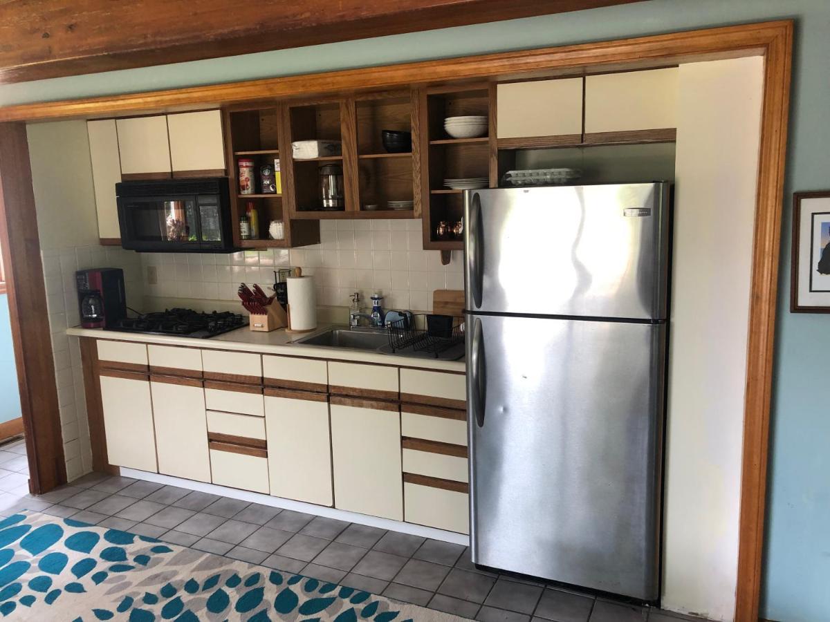 1 Bed Cottage, Partial Waterviews & Water Access Westport Exterior photo